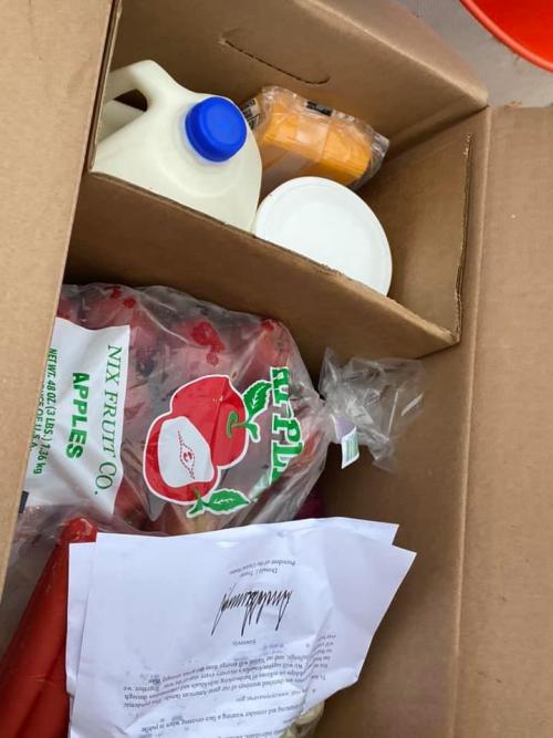 box contents.jpg