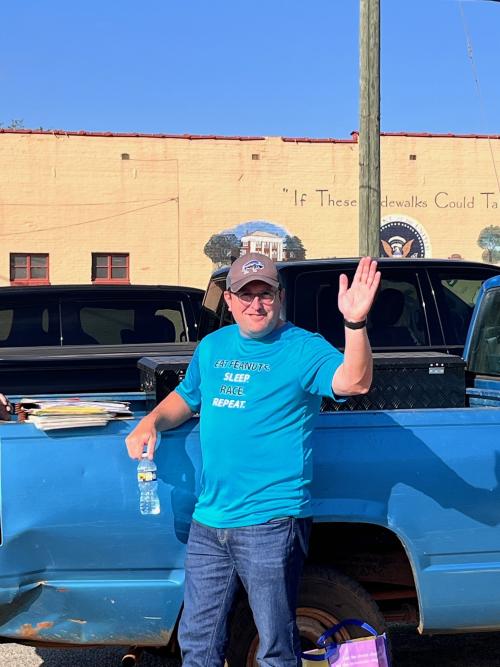 food distribution.jpg